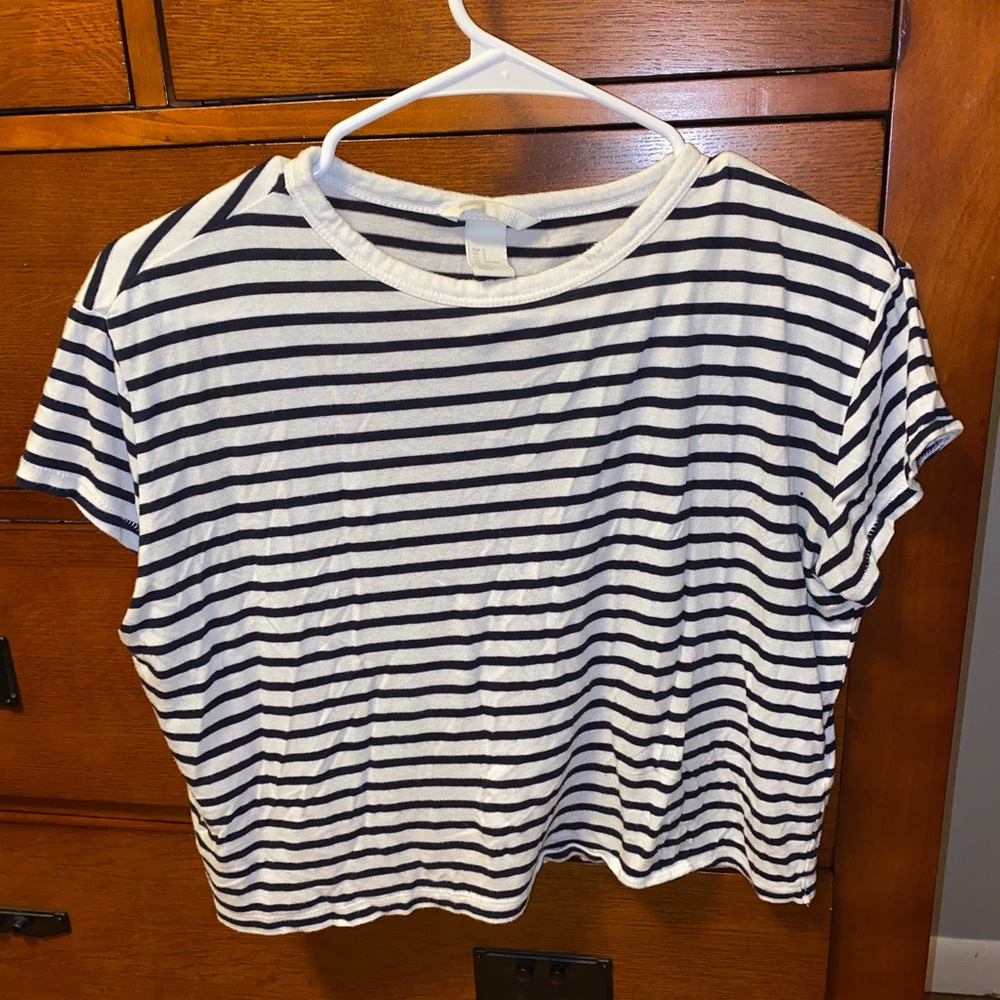 Cropped tee!